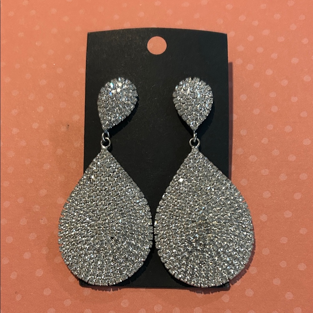 Elegant Silver Teardrop Earrings